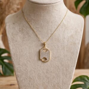 DJ244 DIJE DE PLAQUITA CON BRILLOS 14K