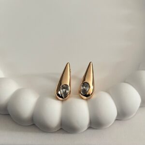 A2470 ARETE TIPO GOTA CON CRISTAL EN FORMA DE GOTA 18K