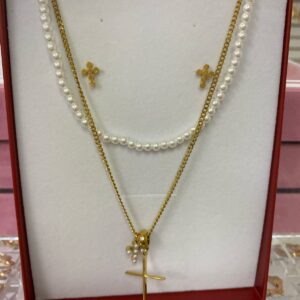 JAD006 JUEGO ACERO CON CADENA DE PERLAS Y CRUZ Y ARETES DE CRUZ