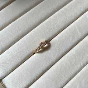 R1809 ANILLO TIPO INFINITO DE CRISTALES