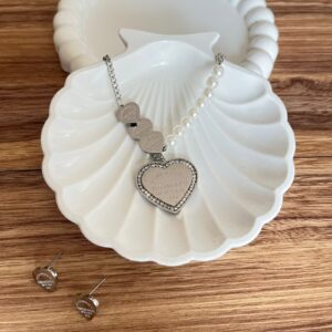 JAP013 JUEGO DE COLLAR CORAZON,PERLAS Y ARETES TIFANNY