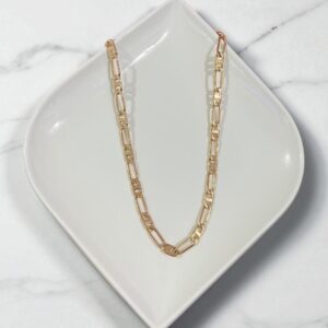 C18100 CADENA ESTILO MARINERO 18K 50CM