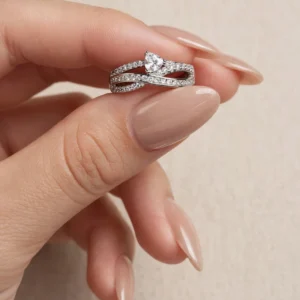 R0008 ANILLO ABIERTO CON PIEDRAS RODIO