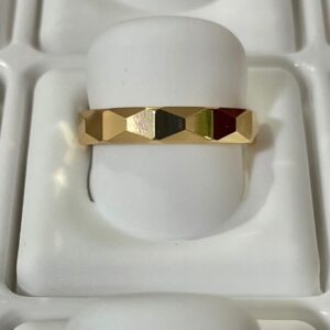 18023 ARGOLLA GRABADO ROMBOS 18K