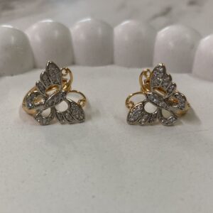 A18455 ARETE DE MARIPOSA CON PIEDRAS 18K
