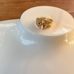 18052 ANILLO MEDIO GRUESO CON MOÑO 18K