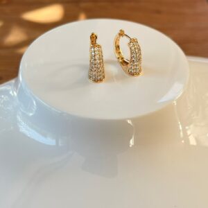 A18604 ARETE CON PIEDRAS 18K