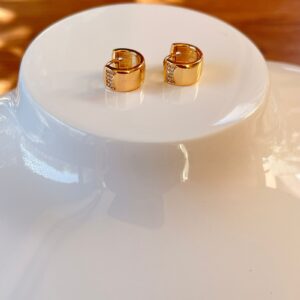 A18596 ARRACADA MINI CON CRISTALES 18K