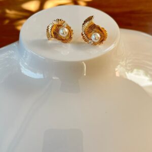 A18586 ARETE CON PERLA Y CIRCONIA 18K