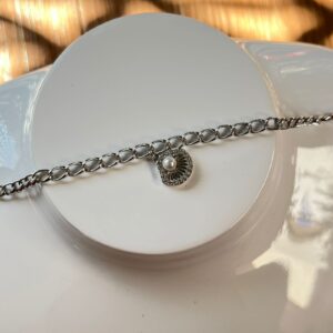 PR049 PULSERA DELGADA CON CONCHA MINI DE RODIO 20CM