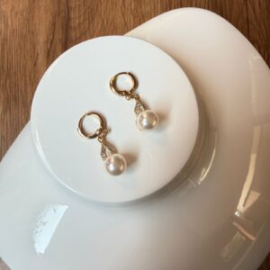 A18699 ARETE CON PERLA COLGANTE  18K