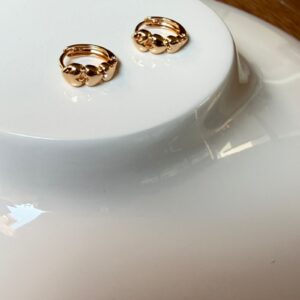 A18668 ARETE MINI DE CORAZONES 18K