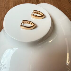 A18727 ARETE LISO 18K