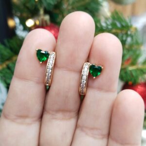 A18755 ARETE CON BRILLOS Y CORAZON VERDE 18K