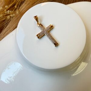 D18017 DIJE DE CRUZ CON BRILLOS ESQUINAS DORADAS 18K