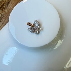D18023 DIJE DE MARIPOSA CON BRILLOS 18K