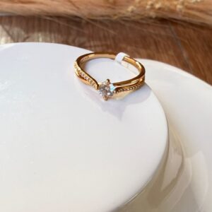 18077 ANILLO CON PIEDRA Y BRILLOS 18K