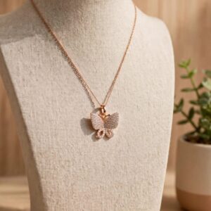 D18023 DIJE DE MARIPOSA CON BRILLOS 18K