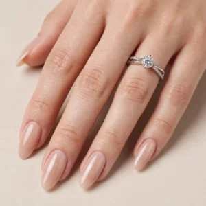 R0033 ANILLO CON PIEDRA Y BRILLOS RODIO