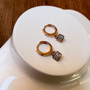 A18763 MINI ARRACADA COLGANTE CANDADO