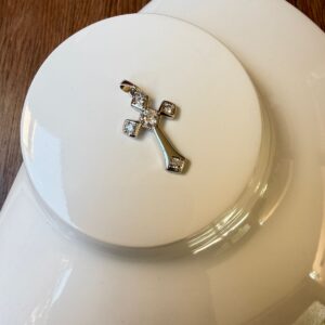 DR005 DIJE CRUZ CON KRYSTALES 3 X 2CMS