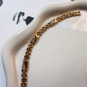 P18338 PULSERA DE ESLABONES CUADRADOS CON BRILLOS 17CM 18K