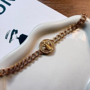 P18340 PULSERA ESLABON CUBANA CON BRILLOS IMAGEN DE JESUS 18K 17+2CM