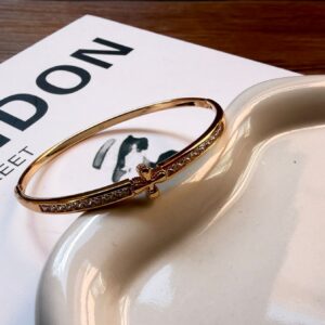 B18026 BRAZALETE CON BRILLOS 60MM 18K