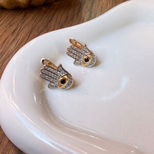 A18861 ARETE MANO DE FATIMA CON BRILLOS 18K