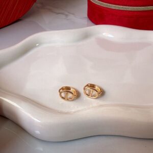 A18918 ARETE FORMA DE HEBILLA 18K