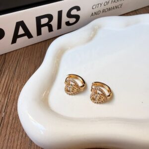 A18893 ARETE DE CORAZON CON BRILLOS 18K