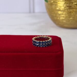 18118 ANILLO CON PIEDRAS AZULES 18K