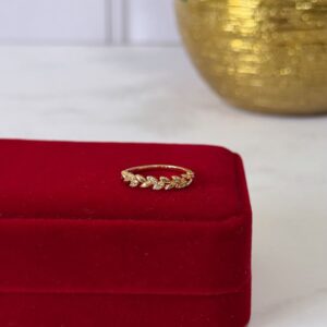 18106 ANILLO DELGADO DE HOJAS CON BRILLOS 18K