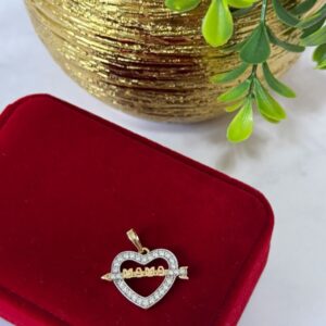 D18057 DIJE DE CORAZON MAMA CON BRILLOS 18K
