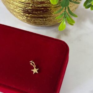 D18051 DIJE DE ESTRELLA 18K