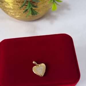 D18075 DIJE DE CORAZON CON BRILLOS 18K
