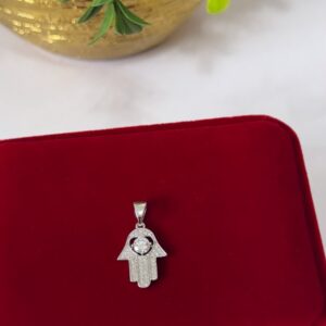 DR010 DIJE DE MANO CON ZIRCONIAS