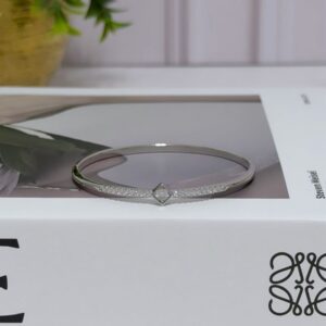 BR028 BRAZALETE CON CRISTAL AL CENTRO 57MM RODIO