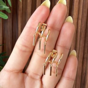 A181214 ARETE DE TRES AROS CON COLGANTE 18K