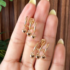 A181212 ARETE DE TRES AROS CON CORAZONES 18K