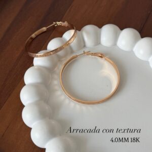 A181225 ARRACADA CON DISEÑO 4.0MM 18K