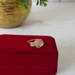 18138 ANILLO CON MULTIPLES CRISTALES 18K