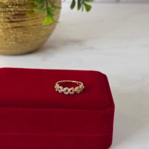 18132 ANILLO CON DISEÑO DE INFINITOS CON CRISTALES 18K