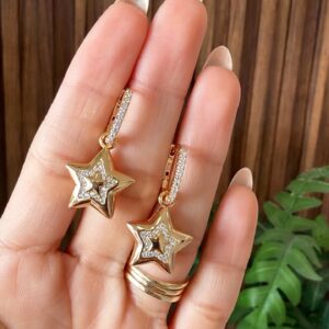 A181246 ARETE ESTRELLAS COLGANTES CON BRILLOS 18K