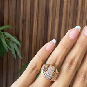 18146 ANILLO CON 3 LINEAS DE CRISTALES